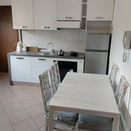 Lejlighed Comodita A Due Passi Dal Centro Di *